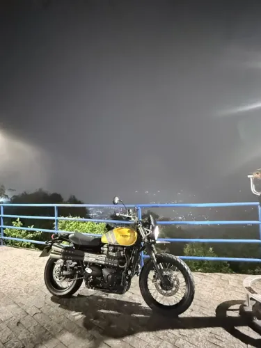 Triumph Scrambler 900cc 2024
