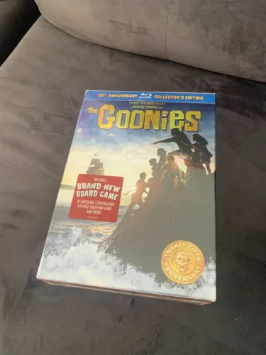 Os Goonies Ed. Colecionador Aniversário com Jogo Tabuleiro Lacrado