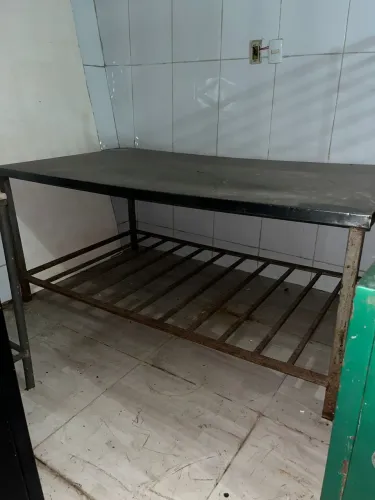Mesa com tampão inox# 1 metro de largura por 2 de comprimento