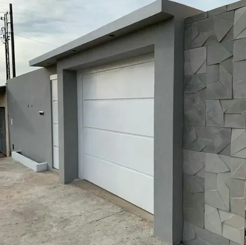 Portão de Alumínio Branco ou Preto Sob medida Moderno - Segurança e Durabilidade 