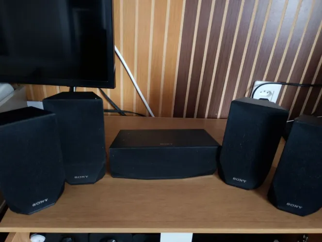 5 caixas acústicas de home theater Sony