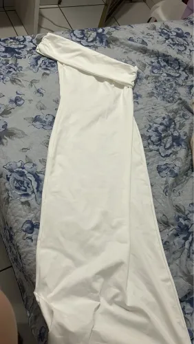 vende-se vestido novo nunca usado comprei semana retrasada e não gostei