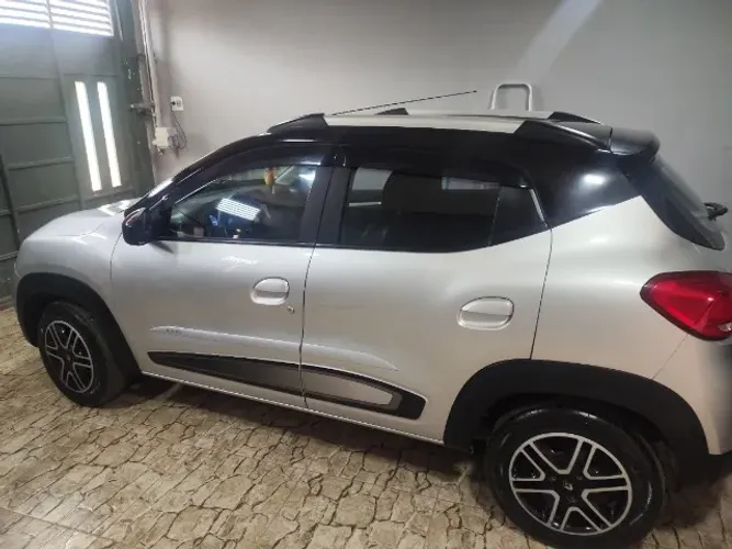 Renault Kwid Intense 1.0 Flex 12V 5P Mec. 2018