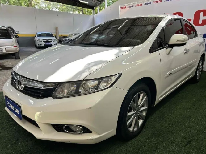 Honda Civic Sedan LXR 2.0 Flexone 16V Aut. 4P 2014