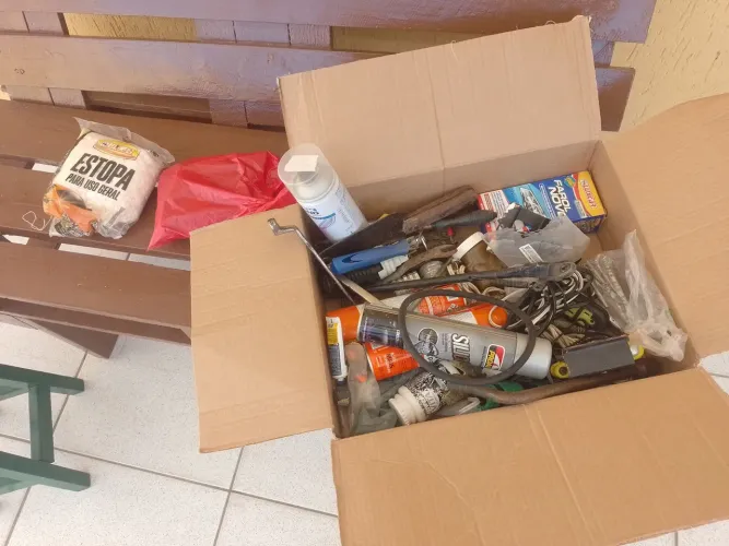 Várias Ferramentas/Utilidades pra usar no dia a dia em bom estado 