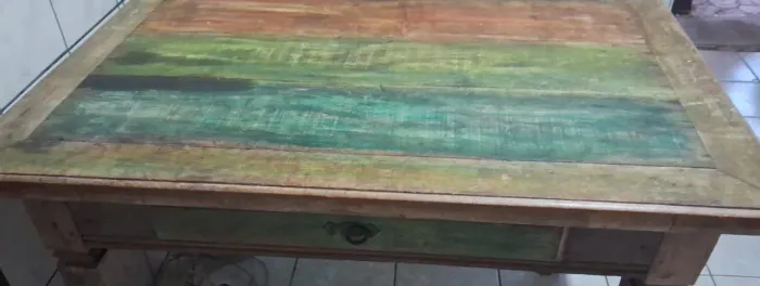 Mesa madeira mineira