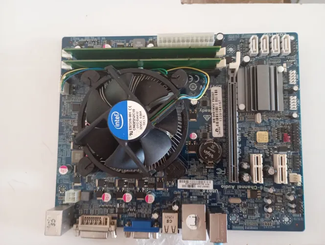 Placa-mãe PCWare H61 + Processador Intel + 4GB RAM