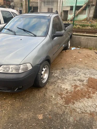 Fiat Strada Working 1.5 MPI 8V CE (álcool) 2001