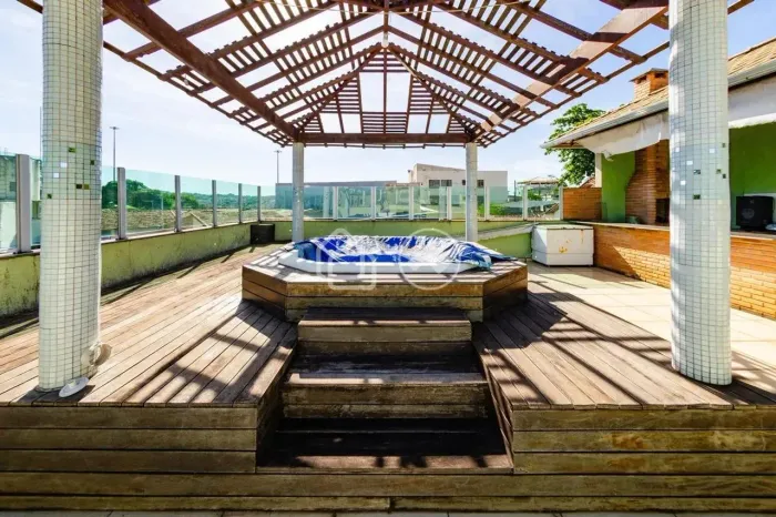 Casa Residencial à venda no Padre Eustáquio (BH)  4 quartos, 2 suítes, piscina e espaço go