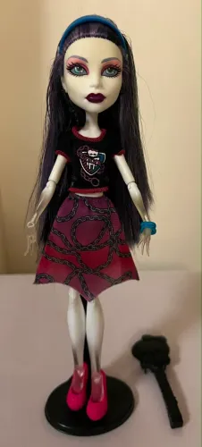 Boneca Monster High Spectra Vondergheist G1