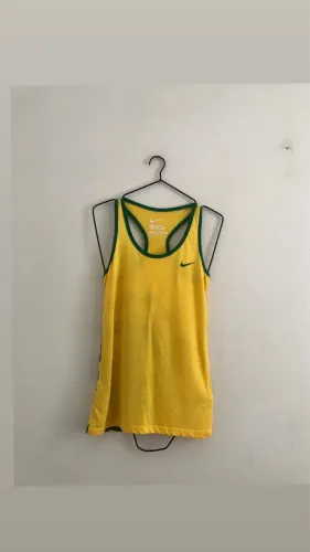 Camiseta feminina do Brasil M da Nike