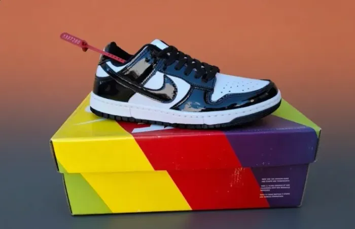 Tênis Nike SB Dunk Low Branco/Preto - Nº 36 e 39 - Novo na Caixa - R$ 60,00