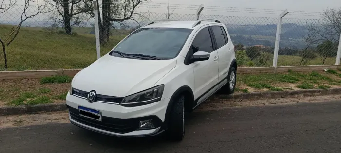 Volkswagen Crossfox I Motion 1.6 T. Flex 16V 5P 2016