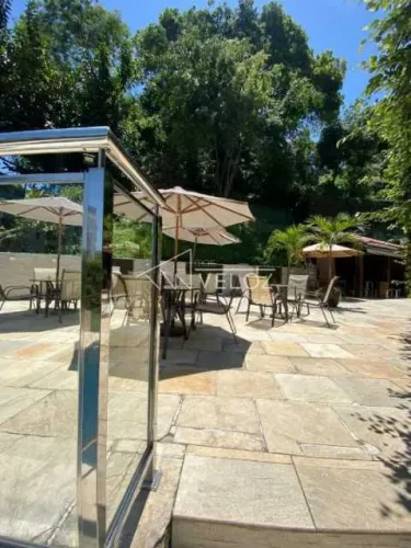 Apartamento - Padrão / Residencial / Lagoa