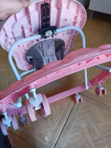 Vendo andador de bebê 