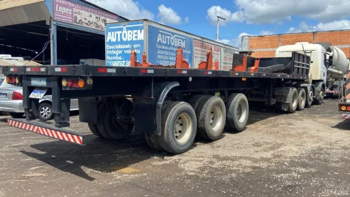 Vendo Carreta Bloqueira ( Facilito Negociação)