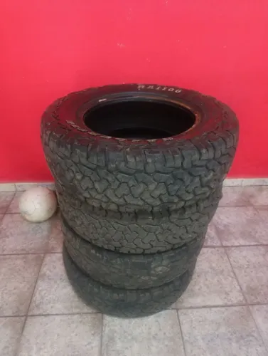 Pneus Road Cruza aro 15  RA1100