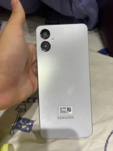 SAMSUNG A06 128 GB