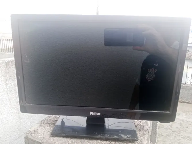 TV Philco 16 polegadas funcionando perfeitamente