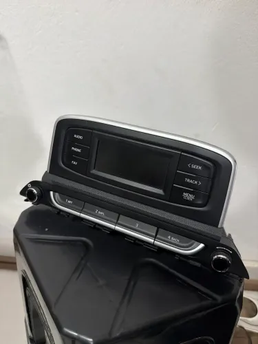 Rádio do hb20 original bem conservado