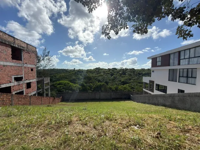 Lote no Alphaville Litoral Norte 2 | 383m2 - frente nascente - fundo vista reserva