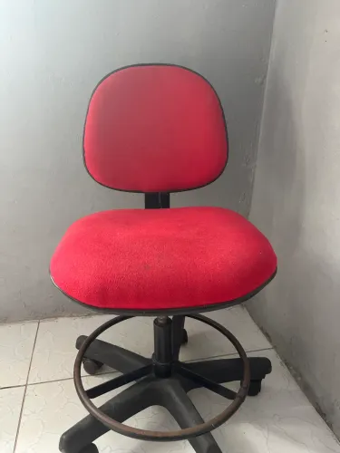 VENDO CADEIRA DE ESCRITÓRIO
