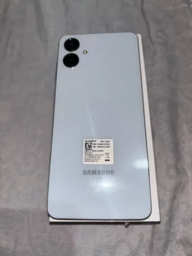 Samsung A06 - seminovo 