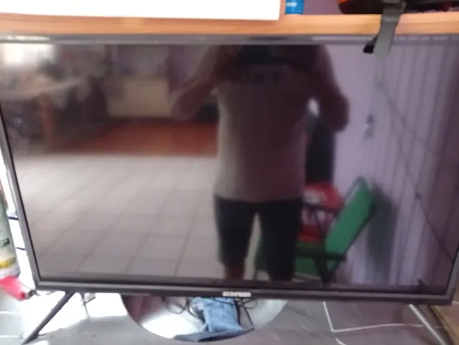 Vende-se TV nova 32 polegadas