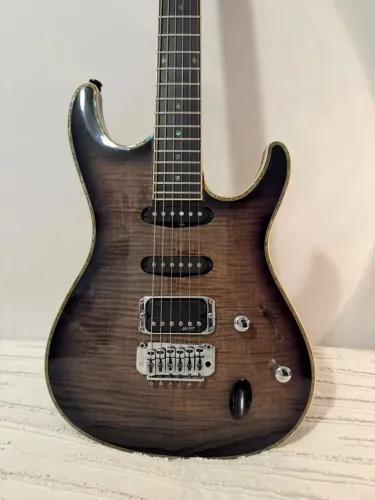 Guitarra Ibanez SAS36 FM