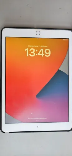 Ipad geração 8, memória 32 GB, cor Rose gold
