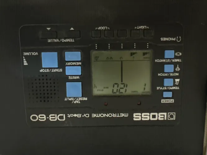 Metrônomo BOSS - Dr. Beat DB-60 