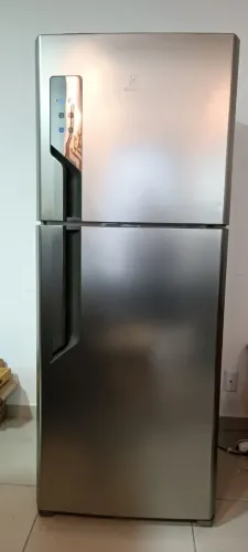 Geladeira Eletrolux inox 431L