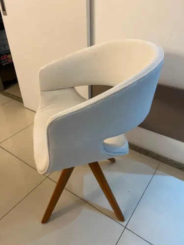 4 UNIDADES: CADEIRA GIRATÓRIA AMADEIRADA ORIGINAL OFICINA DESIGNER