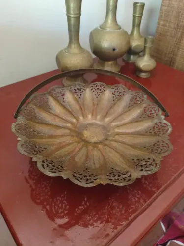 Bandeja de ferro antiga