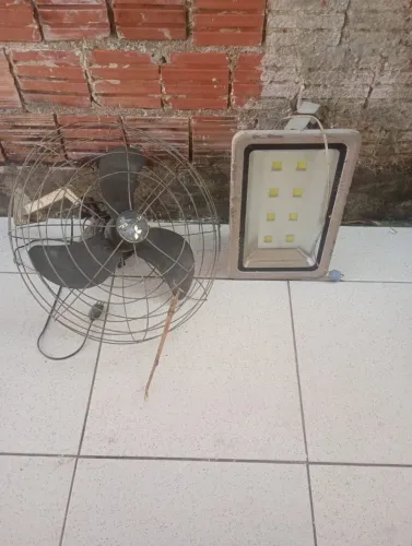 Refletor + ventilador industrial