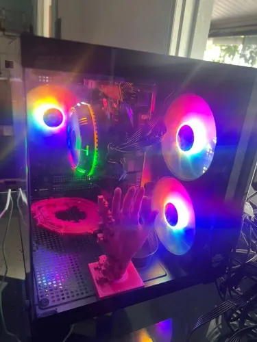 PC Gamer Xeon E5-2667v4 | 16GB RAM | SSD 500GB | Gabinete Aquário RGB