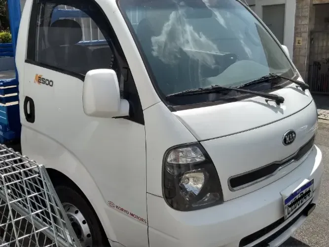 Kia Motors Bongo K-2500 2.5 4X2 TB Diesel 2016