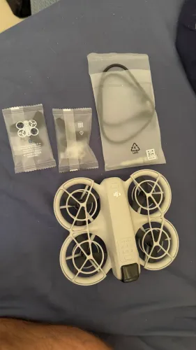 Vendo Drone DJI neo