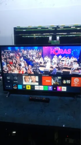 TV SAMSUNG SMART TIZEN 32 POLEGADAS SEMI NOVA