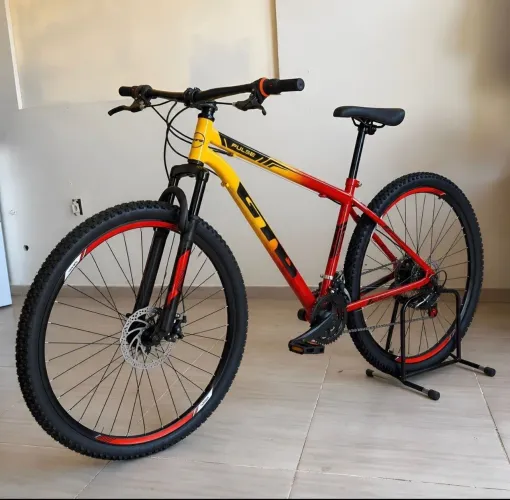 Bicicleta Aro 29 Aço Carbono GTS Pulse 24V Suspensão