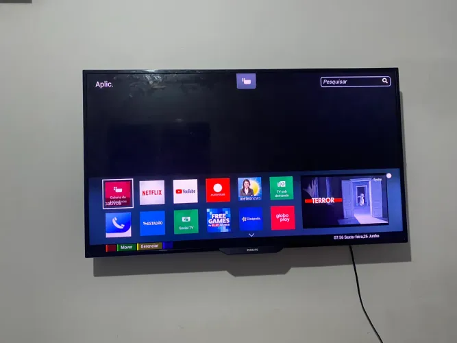 Vendo televisão smart 32 polegadas Philips tudo funcionando nada quebrado 