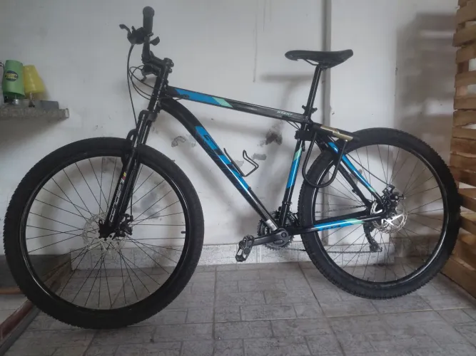 Bicicleta quadro 21, aro 29
