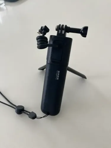 Gopro Volta/Bastão Com Bateria-Tripé E Controle Remoto/Sua Gopro com 4 horas de autonomia