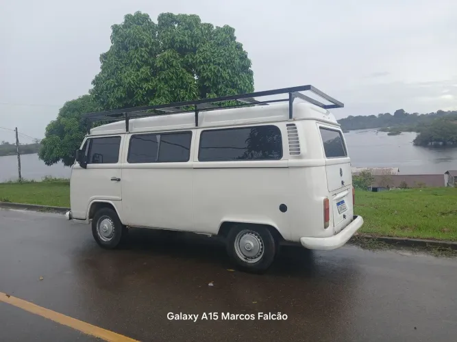 Volkswagen Kombi Standard 1.4 MI Total Flex 8V 2014
