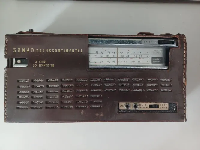Radio sanyo am