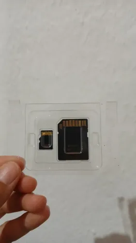 Cartão de memória 128gb.