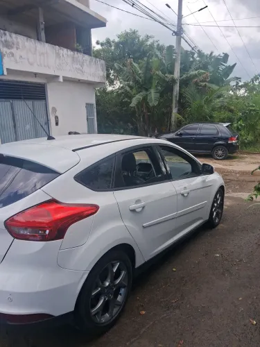 Ford Focus 2.0 16v/se/se Plus Flex 5P Aut. 2017