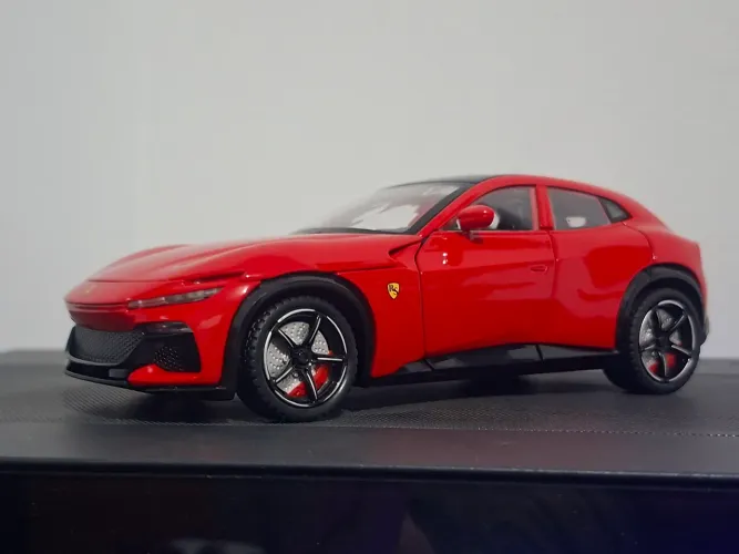Ferrari PuroSangue 1\24 20cm~