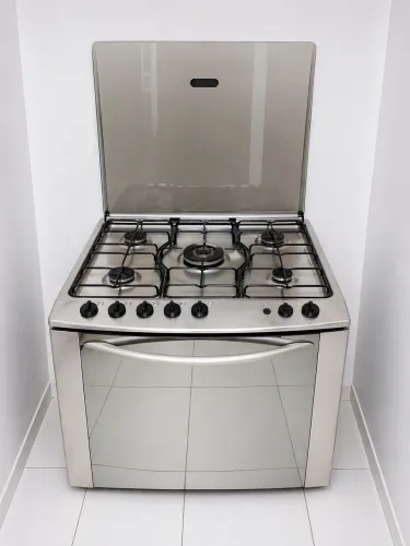 Oportunidade!     Fogão semi novo, funcionando 100% - ótimo preço!