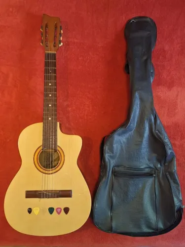 Violão acústico Tonante